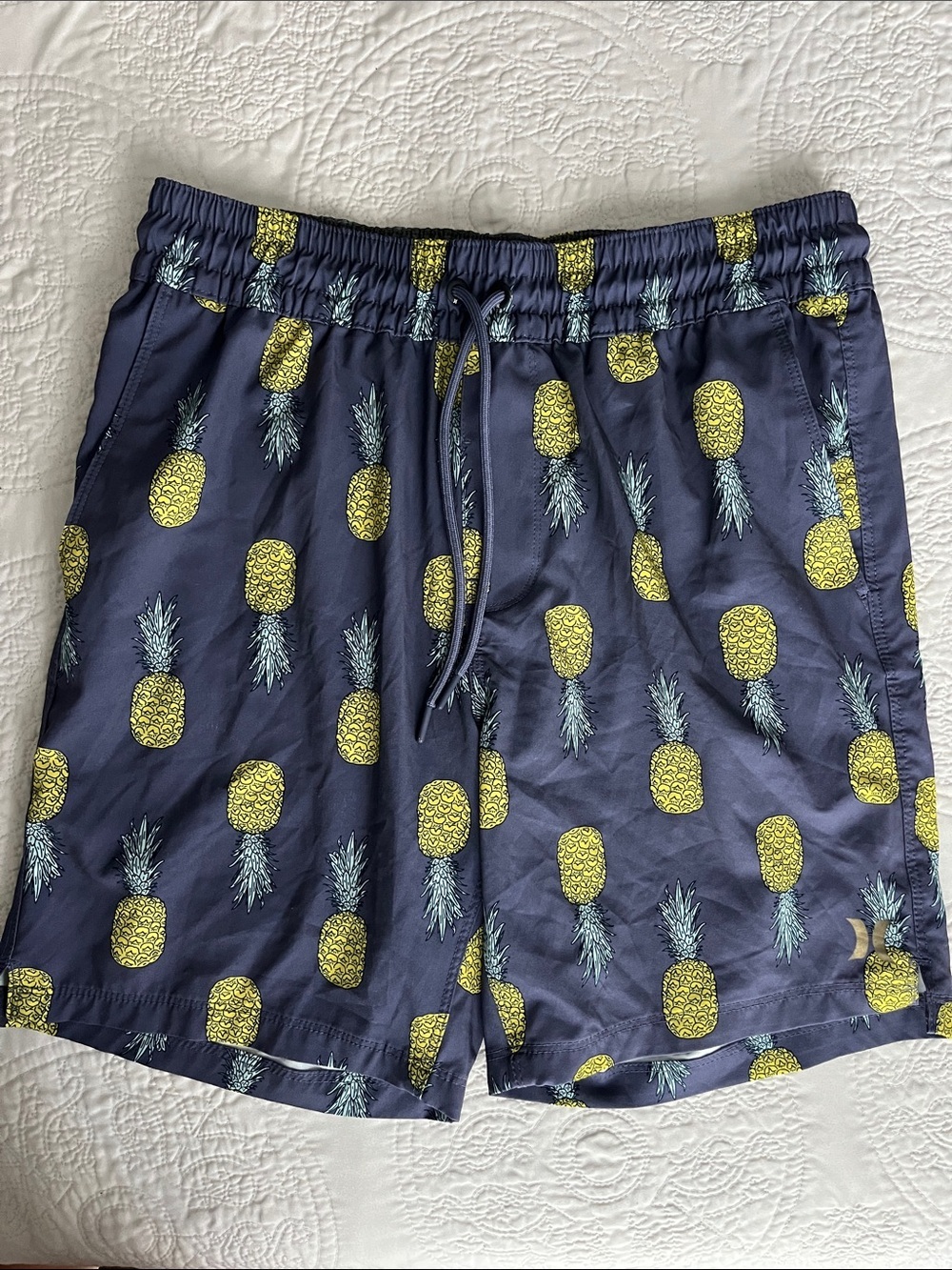 Hurley Volley Swim Shorts Navy Blue Pineapple Pattern Sz M Tropical Resortwear